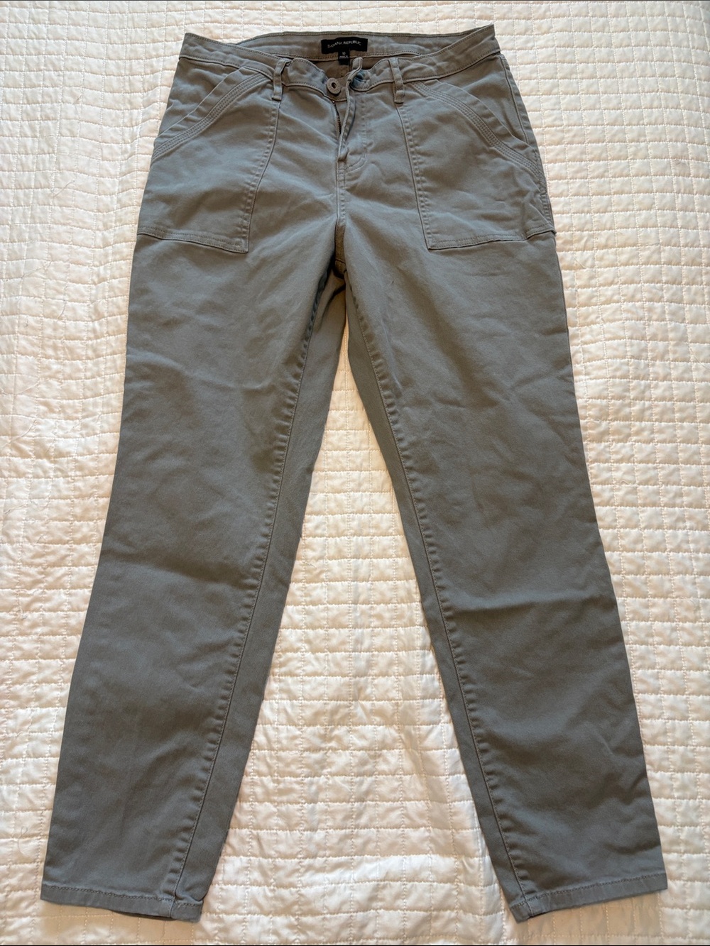 Banana Republic Straight Leg Jeans in Gray